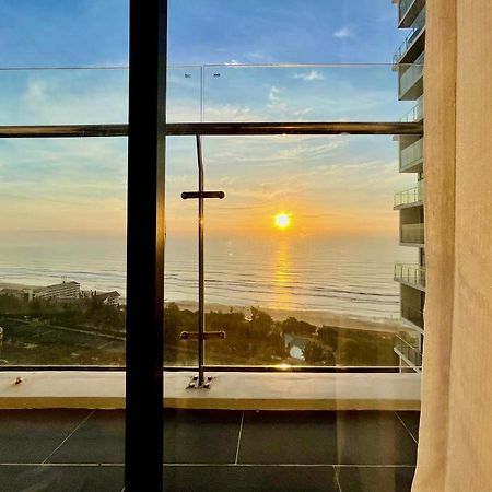 Cap Saint Jacques - Beachfront Condo Vung Tau Esterno foto