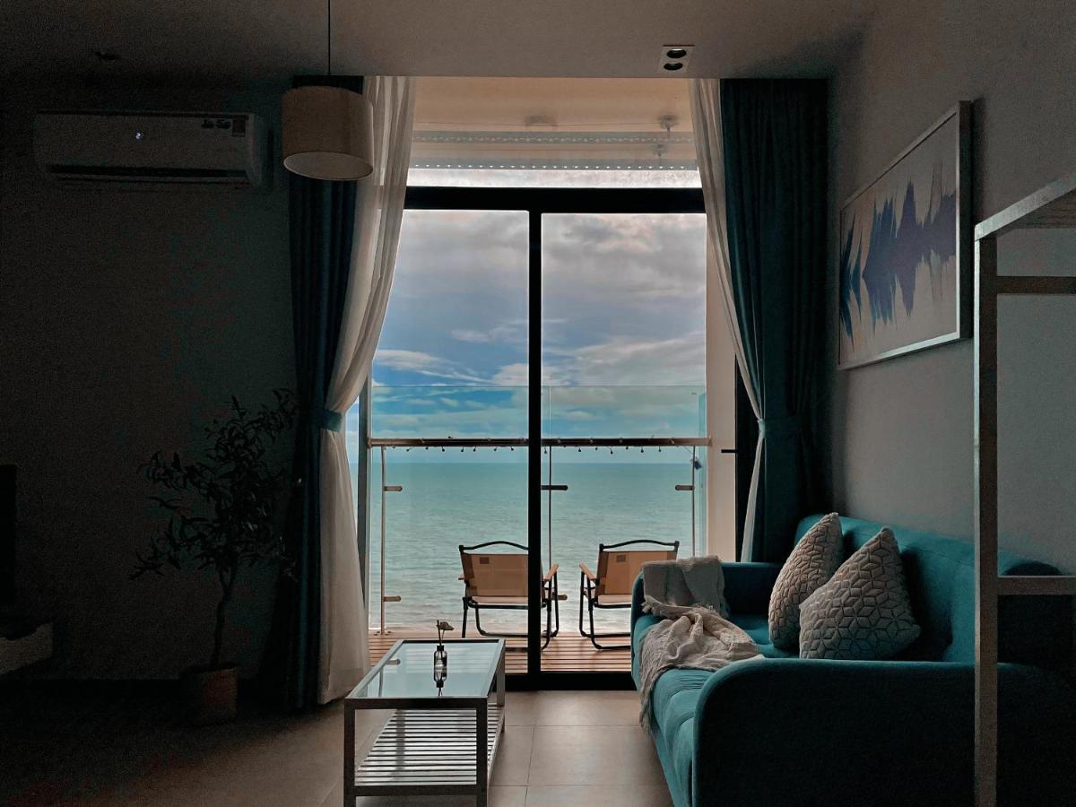 Cap Saint Jacques - Beachfront Condo Vung Tau Esterno foto