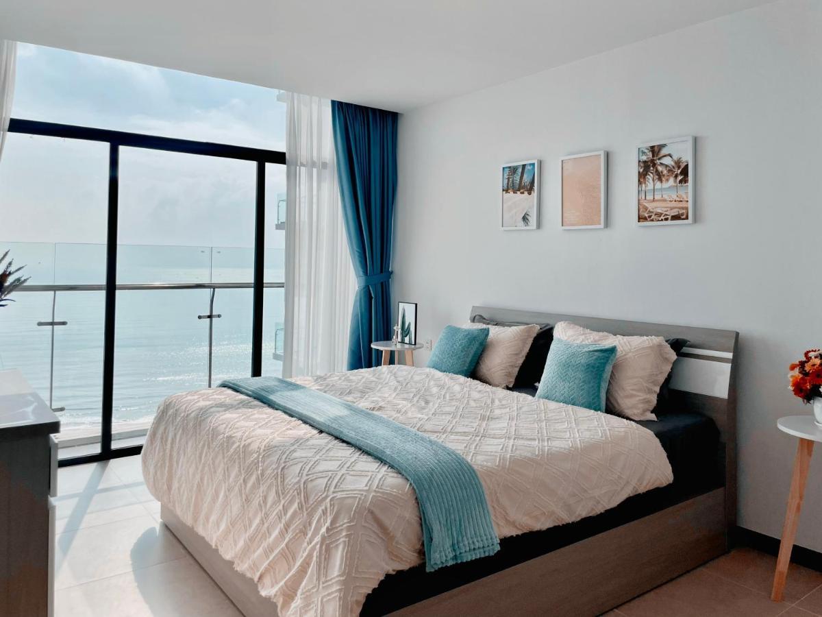 Cap Saint Jacques - Beachfront Condo Vung Tau Esterno foto